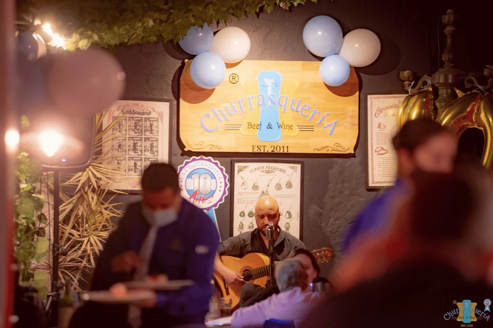 Música en vivo en La churrasquería Beef & Wine
